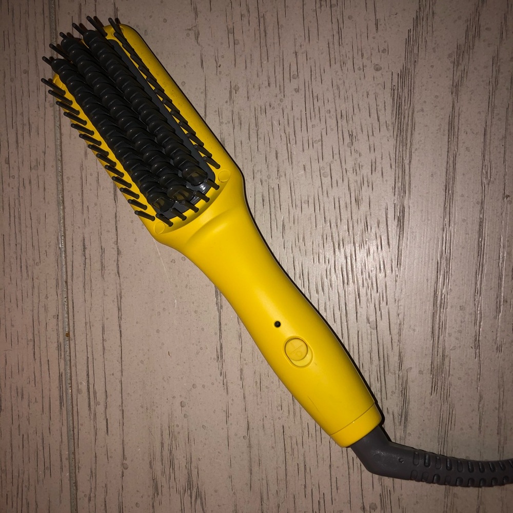 Drybar Baby Brush Crush